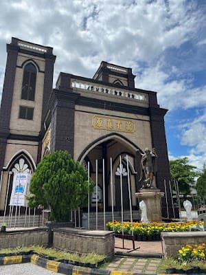 Catholic Church of St Michael, Ipoh (1890) (கத்தோலிக்க செயிண்ட் மைக்கேல் திருச்சபை/Gereja Katolik Santo Mikael)